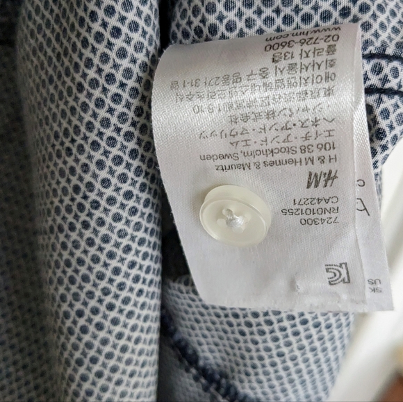 H&M Button Down Short Sleeve Shirt - Medium - Picture 4 of 6